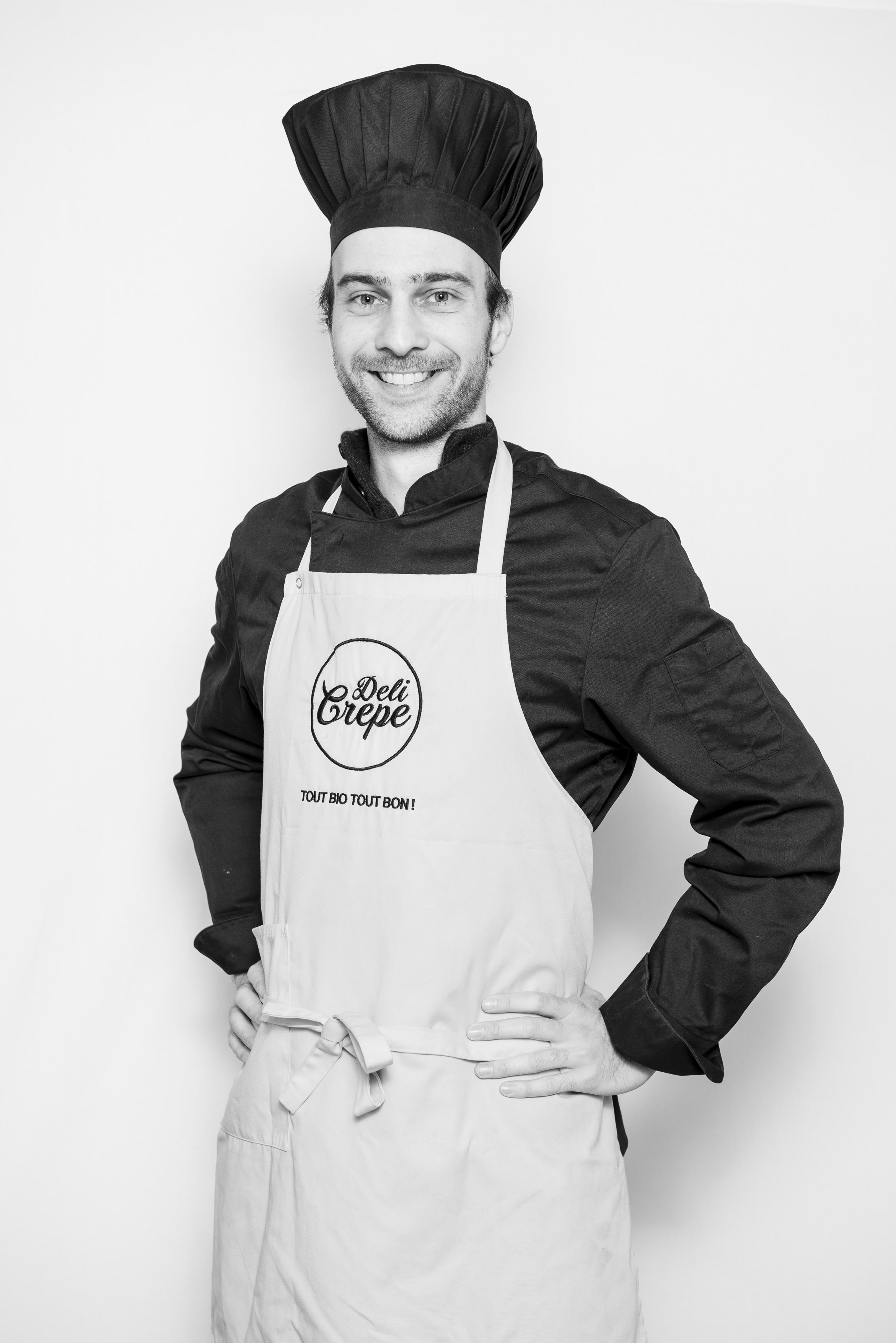 DELI CREPE  Nicolas CantauHD.jpg